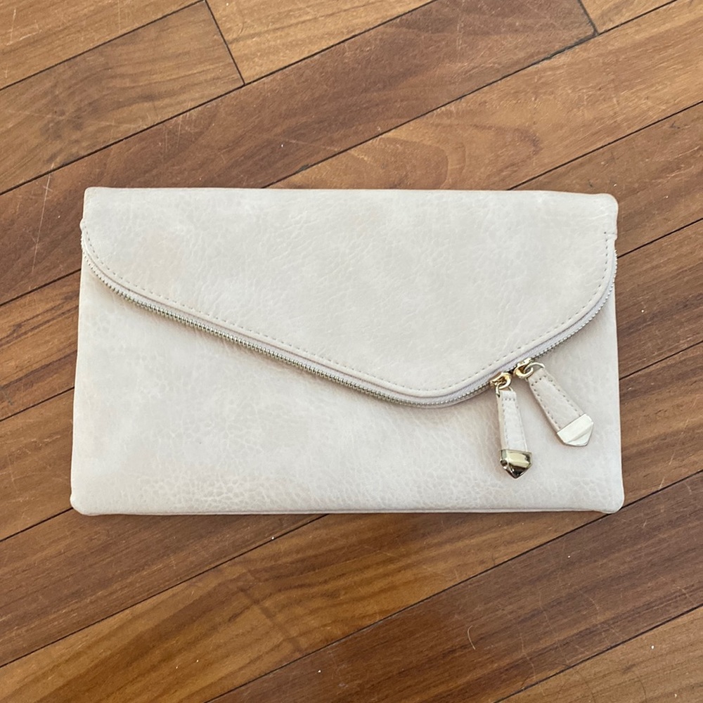 Light pink clutch